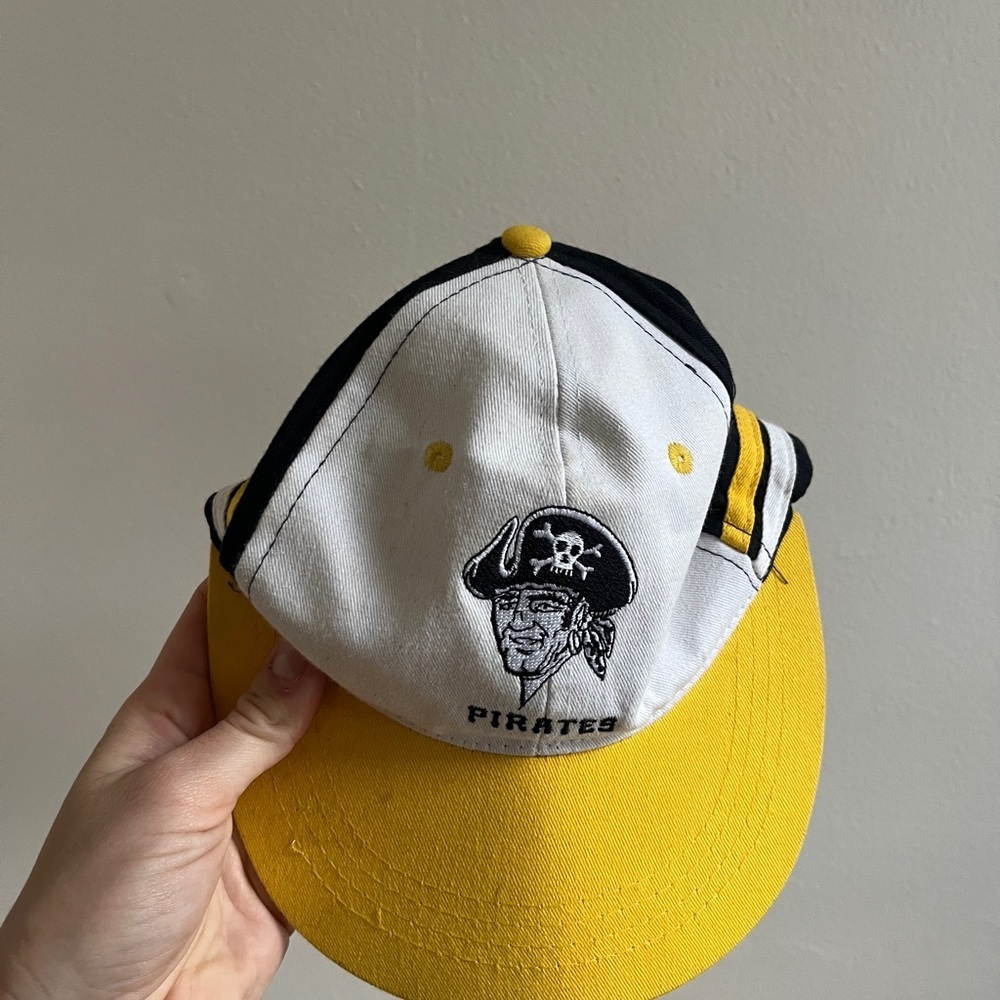 Pirates Logo Cap in Yellow and White - Picture 2 of 6